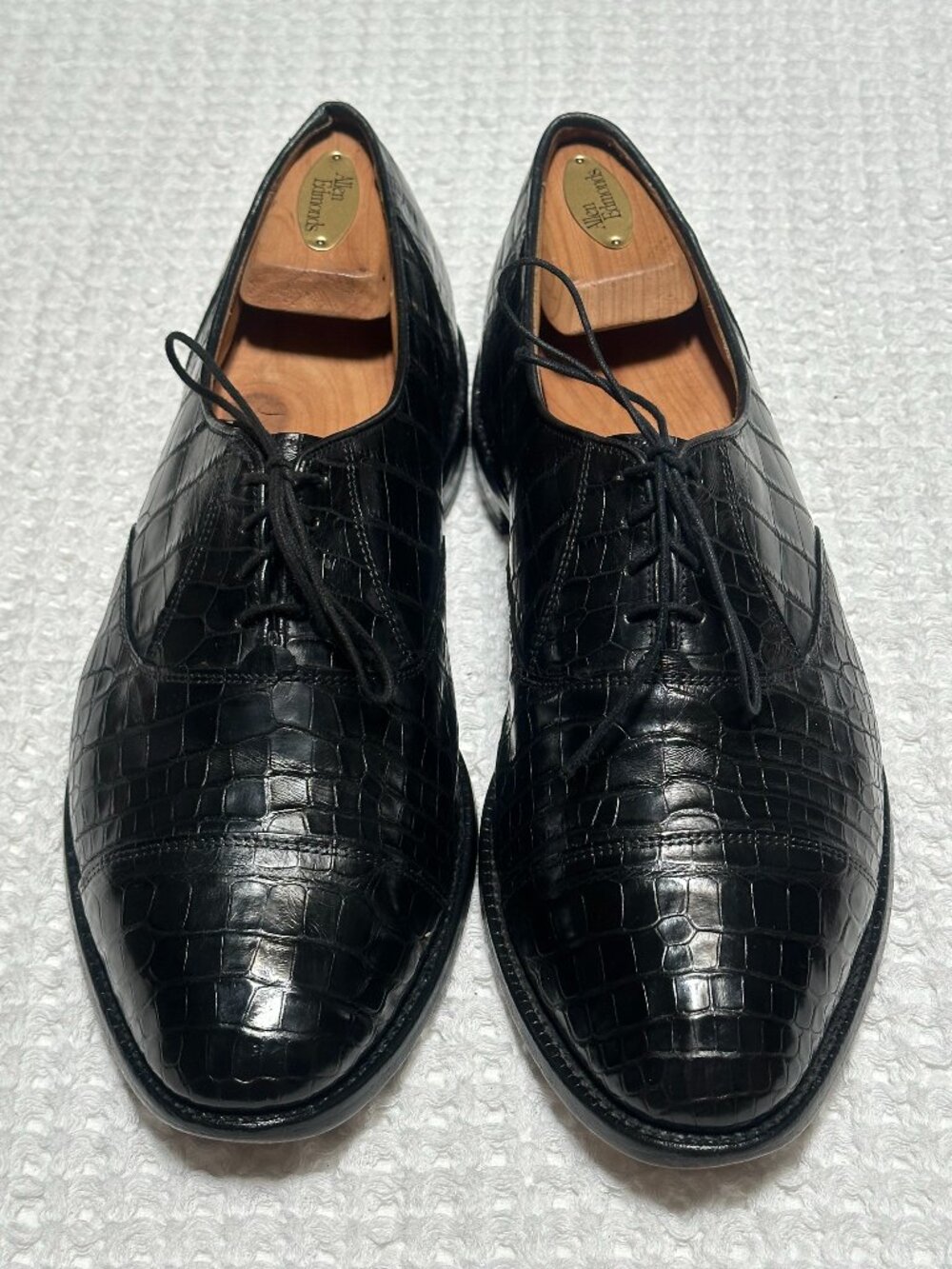 Allen Edmonds Special Addition Authentic Alligator Dress Shoes